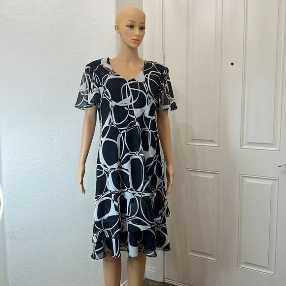 R&M Richard’s Dress Size 14 V Neck Short Sleeve Lined Midi Black Silver Metallic - Picture 1 of 10